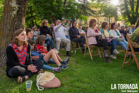 Públic. Mireia Vives i Borja Penalba a Camprodon